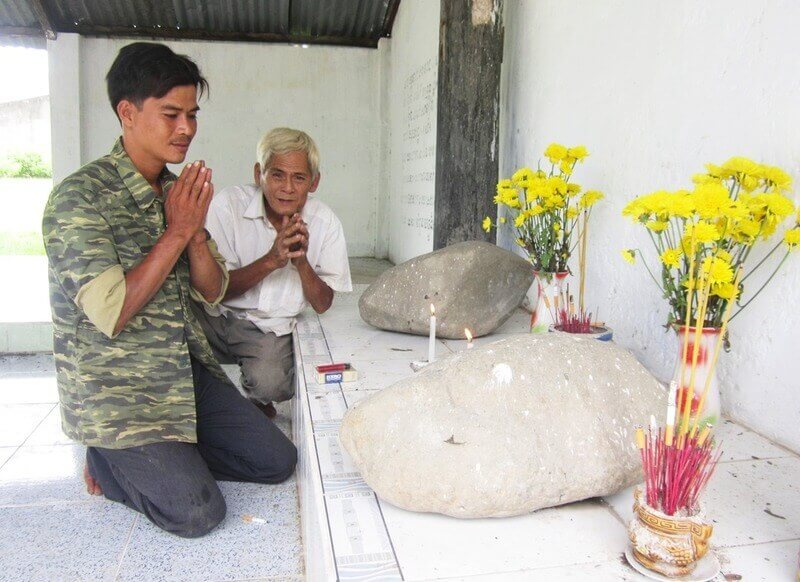 Xin số ông Tà có linh không?